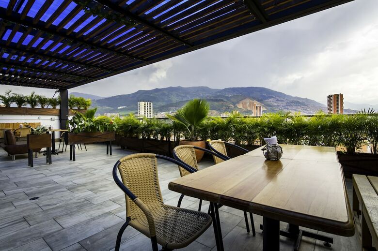 Hotel Ayenda 1250 Perlatto