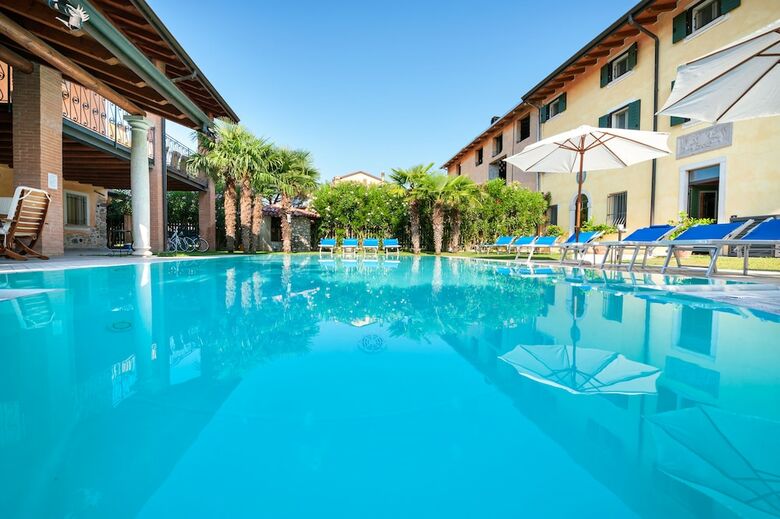 Hotel Villa Pace