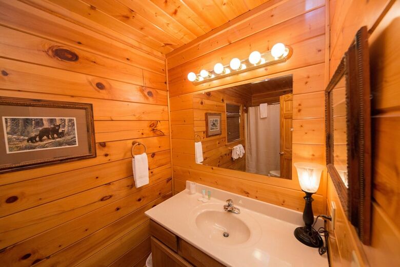 Drift Away - Two Bedroom Cabin