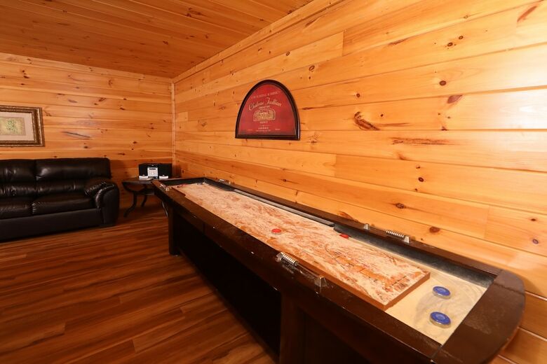 Mayberry - Three Bedroom Cabin