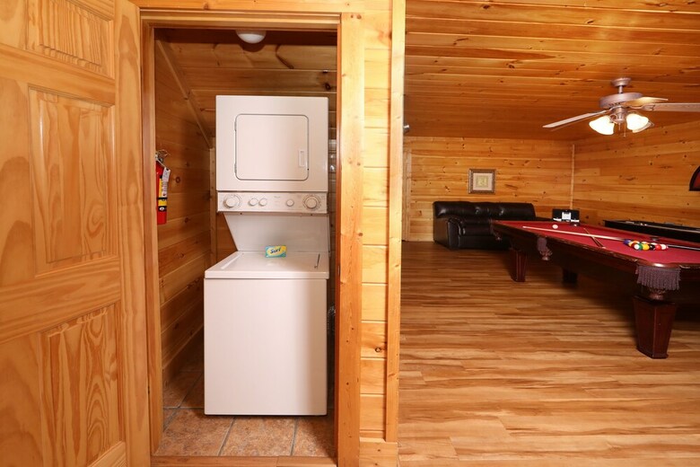 Mayberry - Three Bedroom Cabin