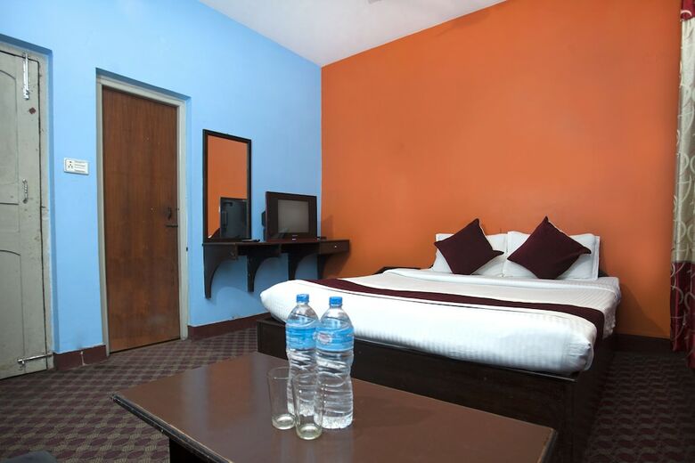 Oyo 381 Hotel Pashupati Plaza