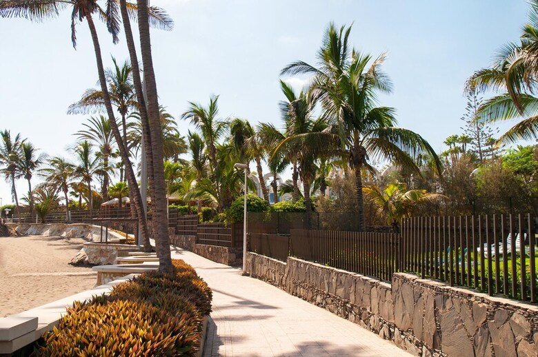 Beachfront Apartment Las Burras Fa03