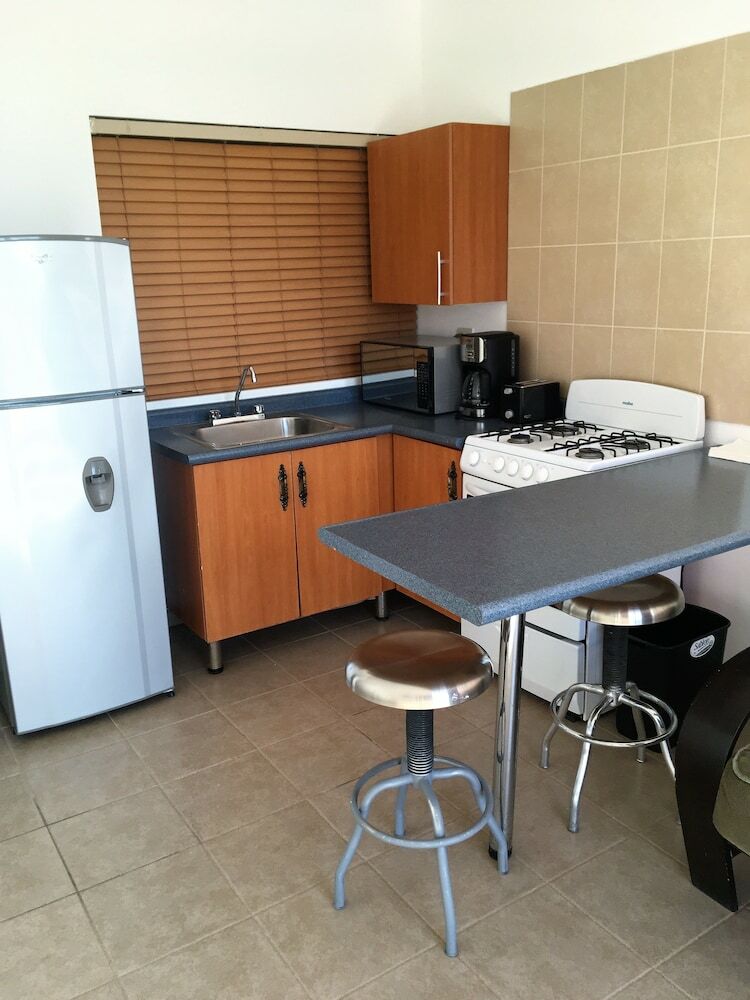 Cabo Paraiso Condo And Studio