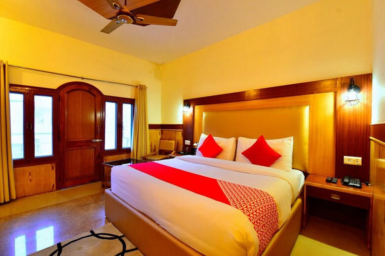 Hotel Capital O 30169 Signature Manaali