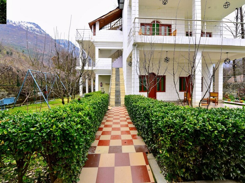 Hotel Capital O 30169 Signature Manaali