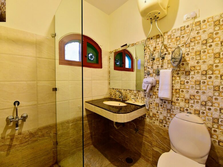 Hotel Capital O 30169 Signature Manaali
