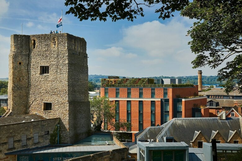 Hotel Courtyard By Marriott Oxford City Centre