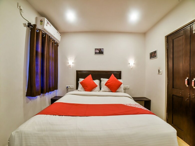 Hotel Oyo 30582 Lazy Holidays