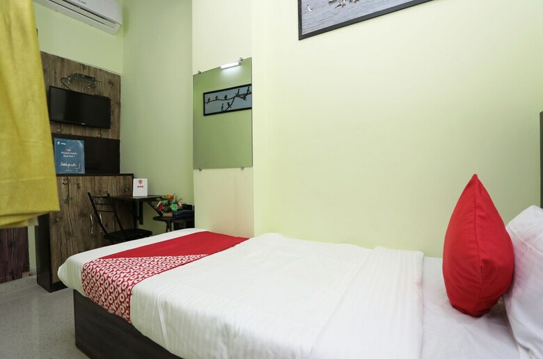 Oyo 22297 Hotel 86b