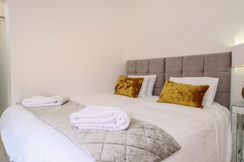 Hanover House Apartments
