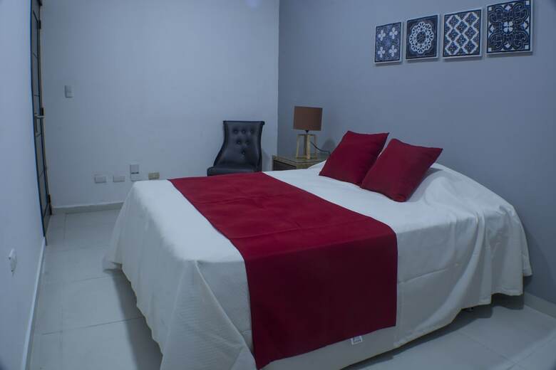 Apartamentos Malecon Rooms & Hotel