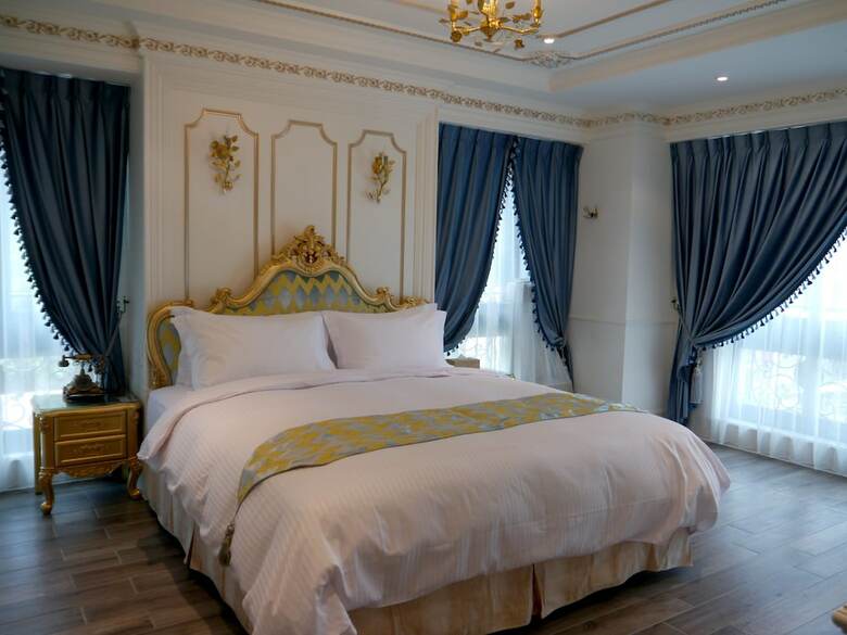 Sun Moon Lake Queen Castle Hotel