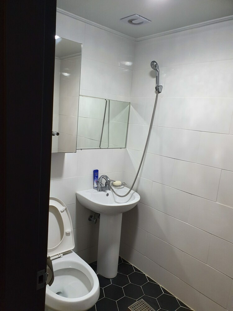 Hostal Illuso Guest House - Hostel