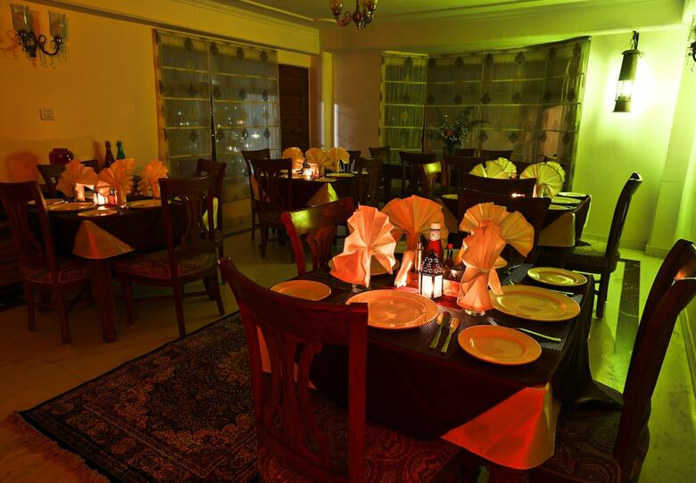 Hotel Groom Bridge Gold Stone Exotic Shimla