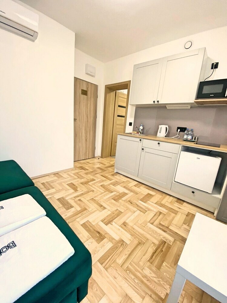 Bob Apartments