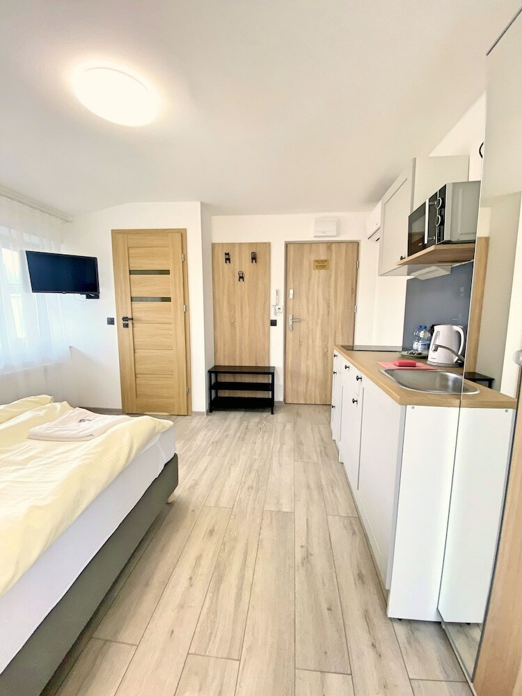 Bob Apartments