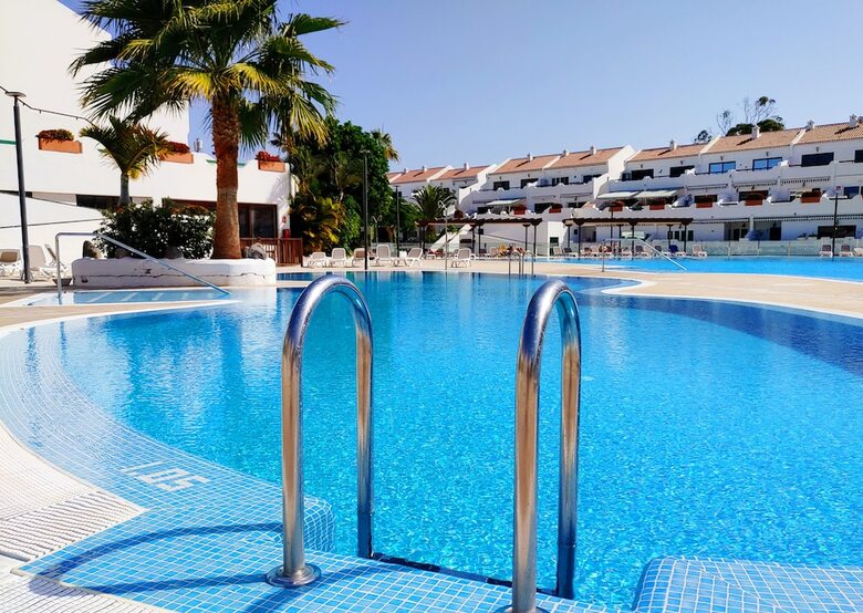 Green Apartment In Don Jose