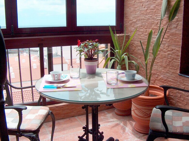 Sun And Terrace Apartment