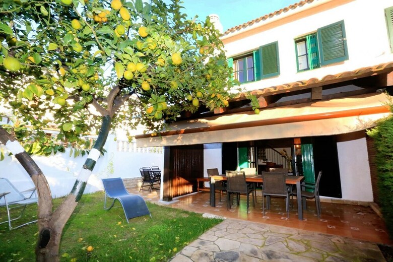 Casa Adosada Para 7 Personas En Cambrils