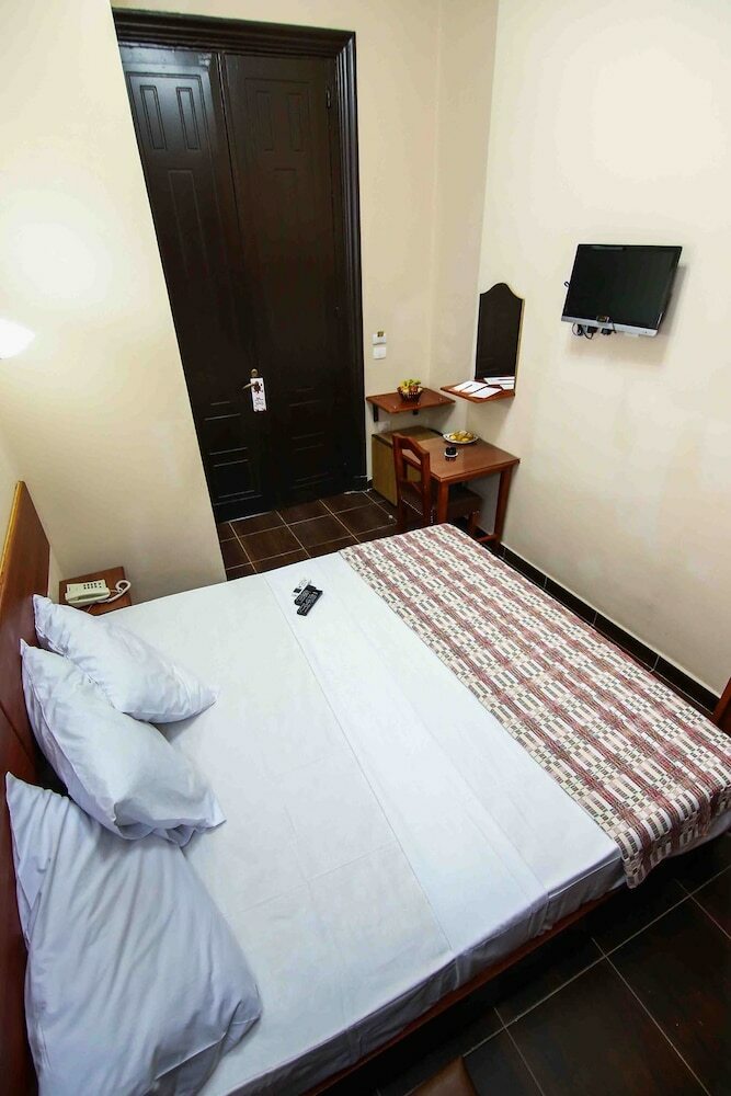 Lyly Hotel