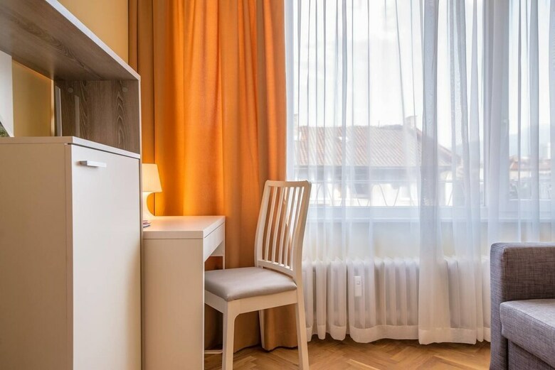 Fm Deluxe 2-bdr Apartment - Sunshine