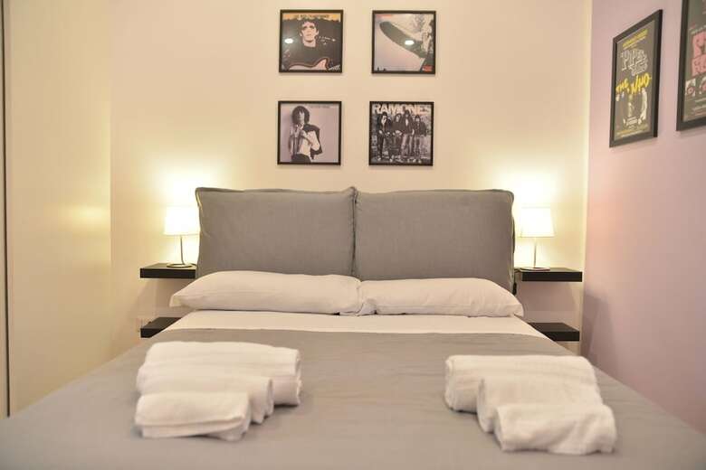 Hotel All You Need Is Rome Guesthouse