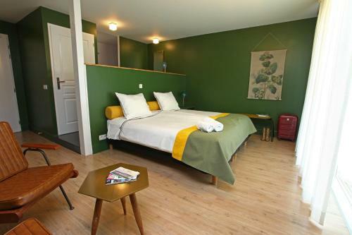 Hotel H�tellerie La Petite Couronne