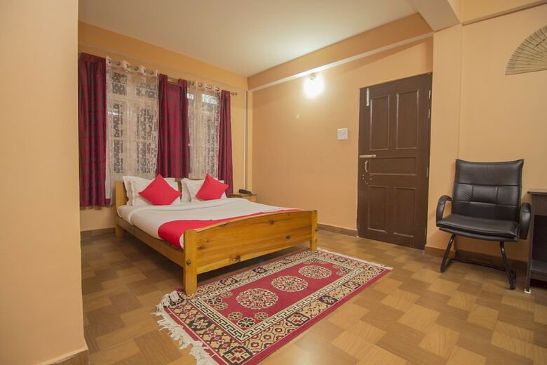 Oyo 30417 Hotel Green View Neelgiri