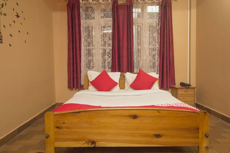 Oyo 30417 Hotel Green View Neelgiri