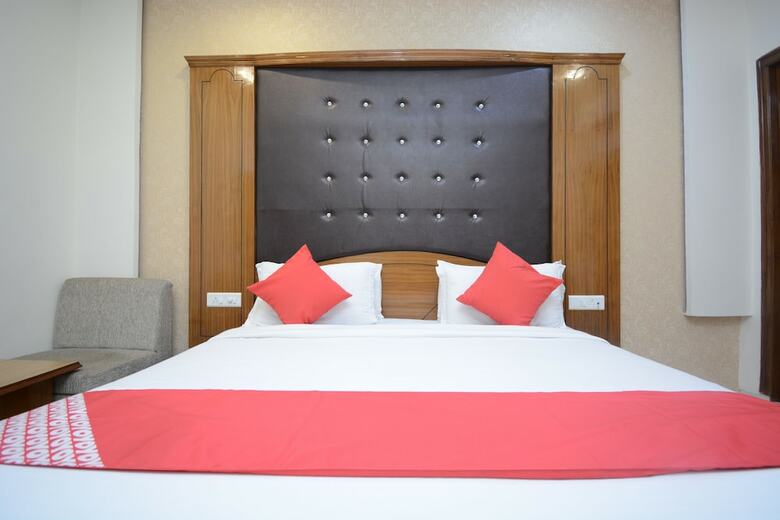 Oyo 31114 Hotel Pal Regency