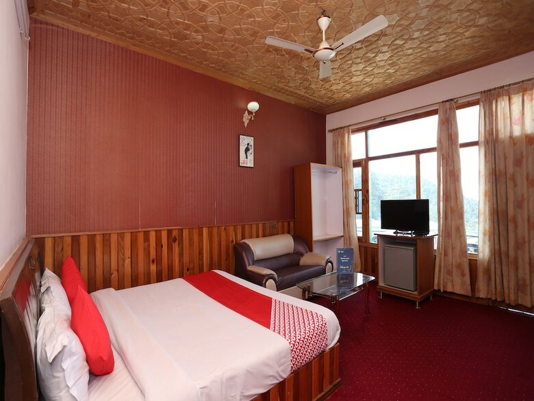 Hotel Oyo 36966 Pal Guest Housr