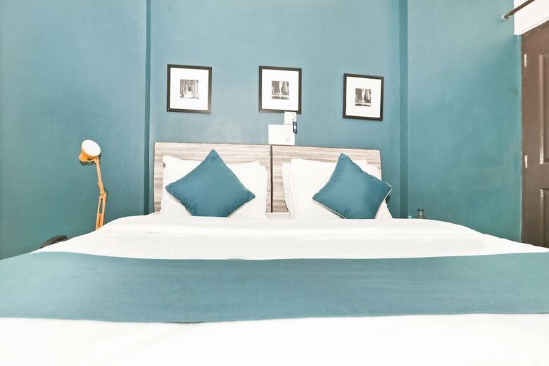 Hotel Silverkey Executive Stays 30271 Shoprix Mall Sector 61