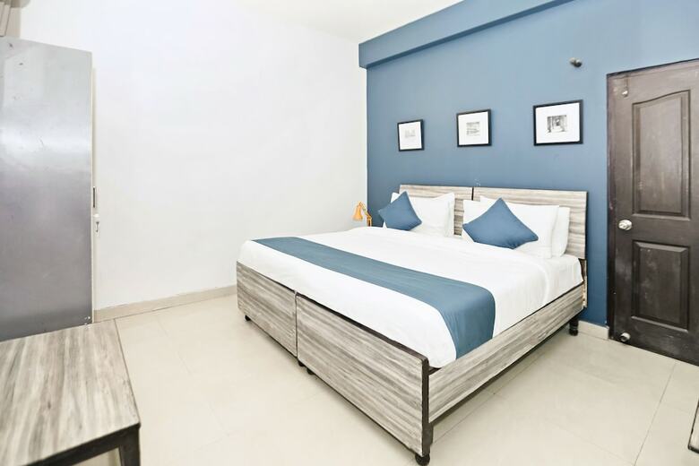 Hotel Silverkey Executive Stays 30271 Shoprix Mall Sector 61