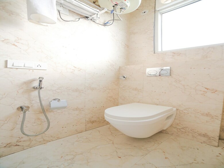 Hotel Collection O 30076 Main Chhatarpur Road Asola