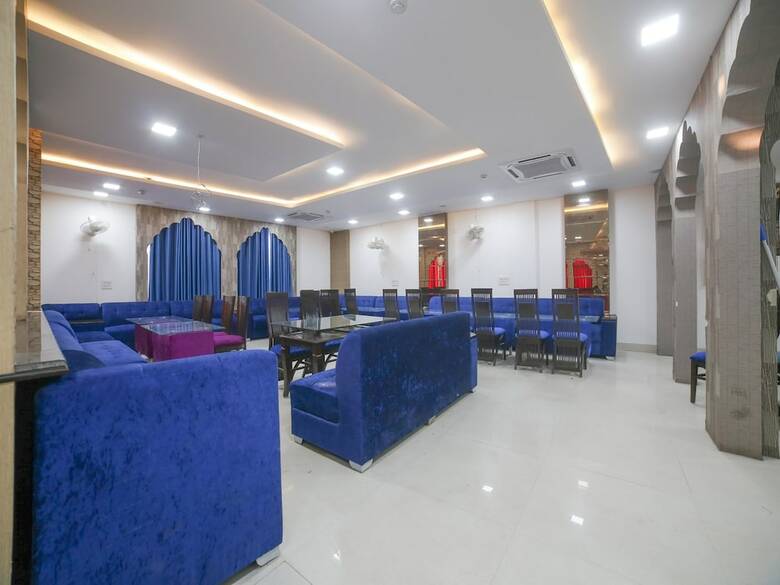 Hotel Collection O 30076 Main Chhatarpur Road Asola