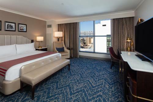 The Higgins Hotel New Orleans, Curio Collection By Hilton
