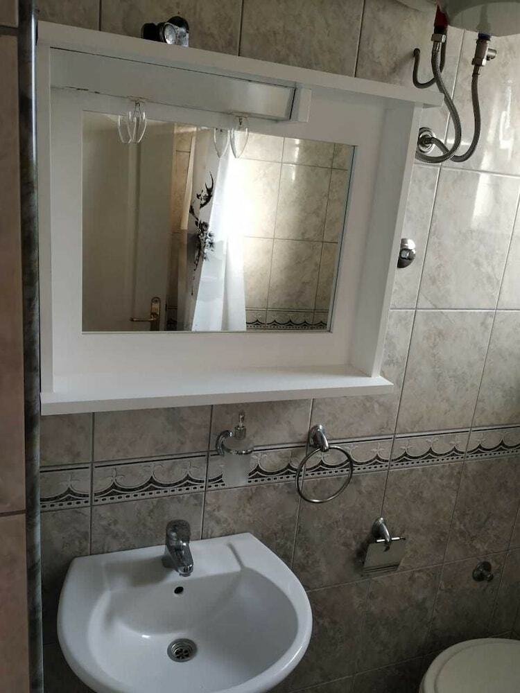 Apartments Lazovi?