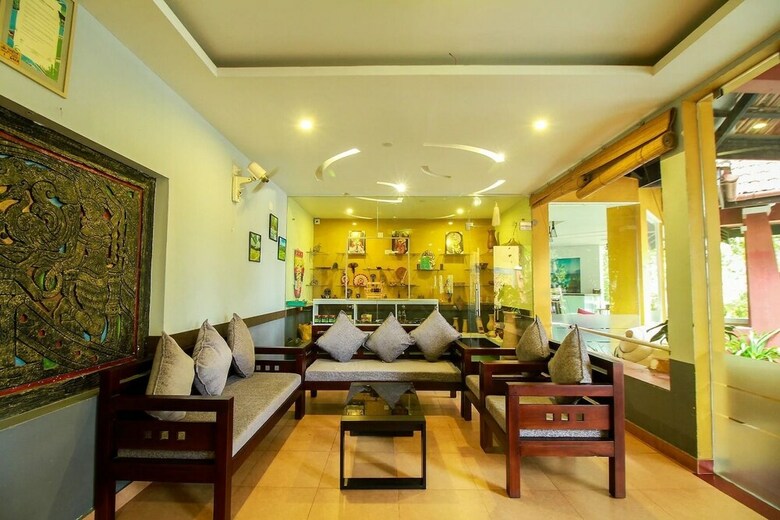 Hotel Palette - Karapuzha Resort Village