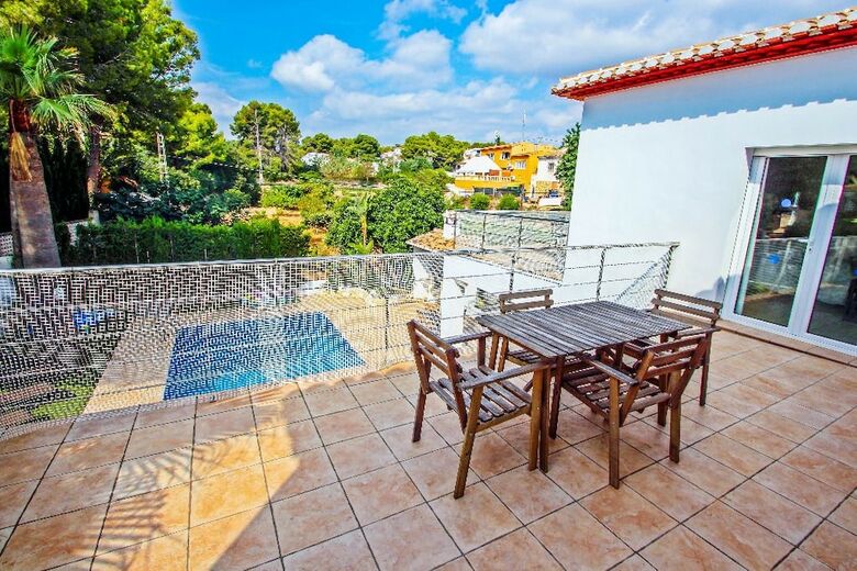 Apartamentos Angels - Spacious And Characterful Property In Moraira