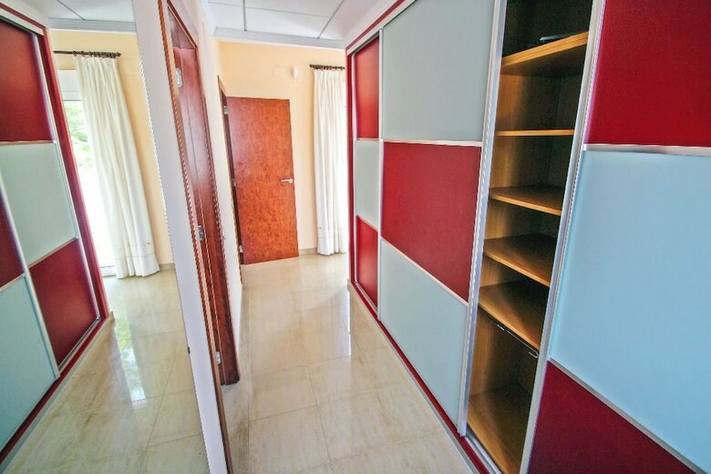Apartamentos Angels - Spacious And Characterful Property In Moraira