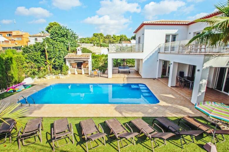 Apartamentos Angels - Spacious And Characterful Property In Moraira