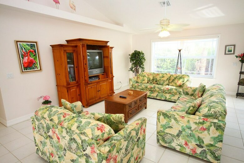 159-flamingo House