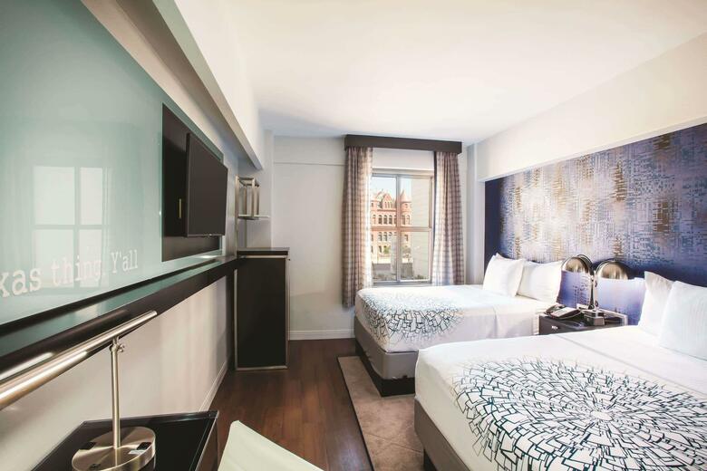 Hotel Lawrence Downtown Dallas