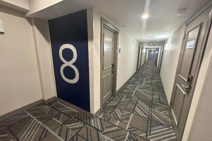 Hotel Lawrence Downtown Dallas