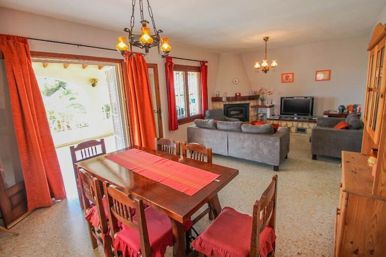 Bal-30e - Traditionally Furnished Villa In Benissa