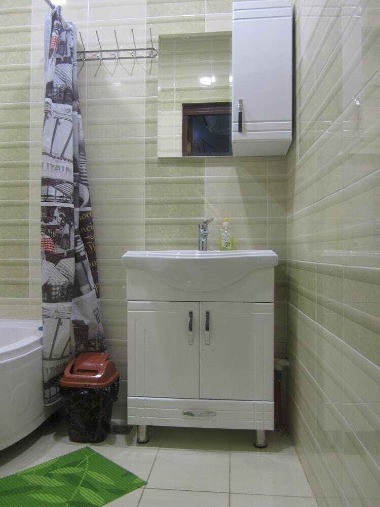 Hostal Hostel House