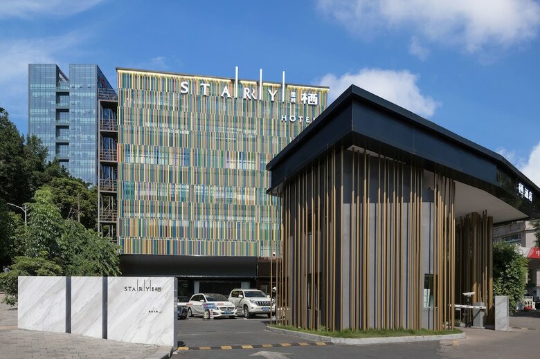 Qi Hotel