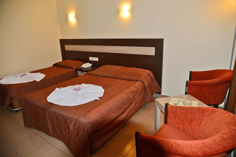 Banana Beach Hotel