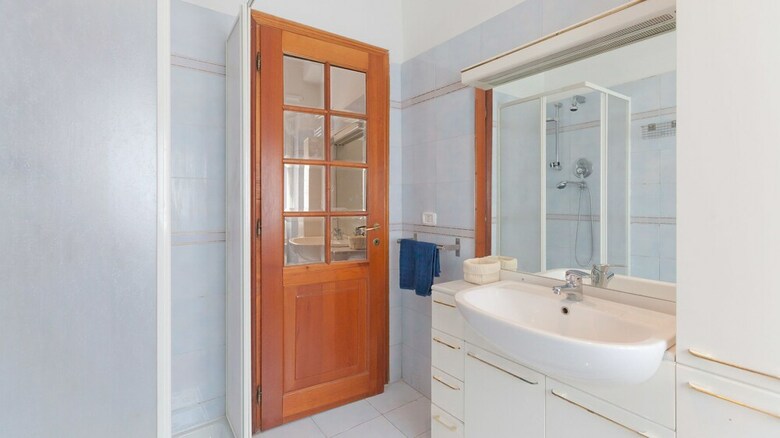 Rental In Rome Pateras Balcony Apartment